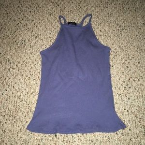 blue tank top
